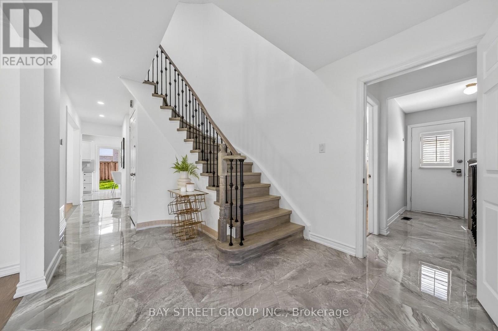 33 Winborne Drive, Vaughan, Ontario  L4J 2R8 - Photo 19 - N13039024