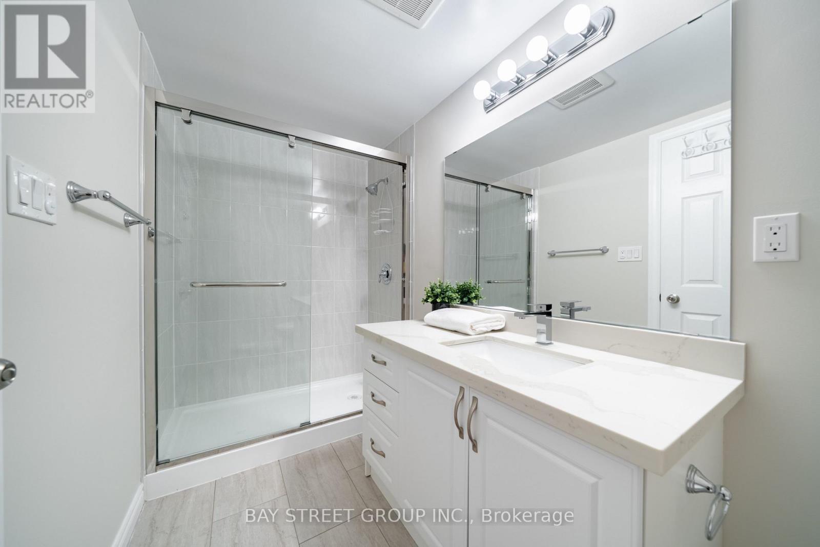 33 Winborne Drive, Vaughan, Ontario  L4J 2R8 - Photo 28 - N13039024