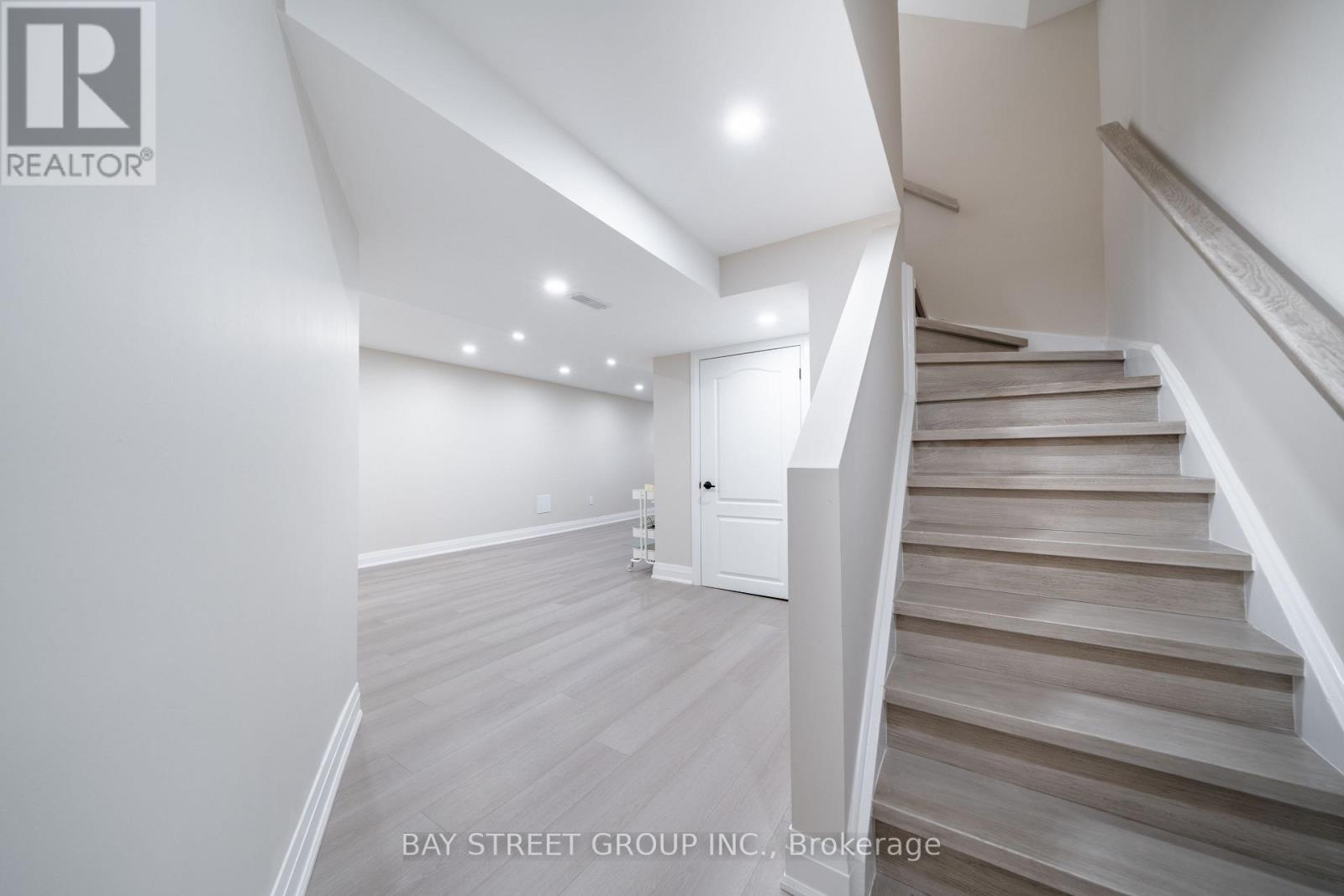 33 Winborne Drive, Vaughan, Ontario  L4J 2R8 - Photo 30 - N13039024