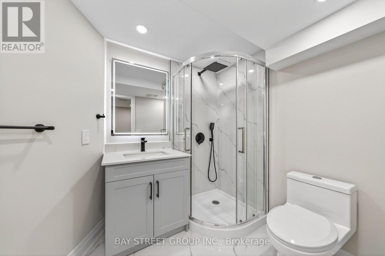 33 Winborne Drive, Vaughan, Ontario  L4J 2R8 - Photo 33 - N13039024