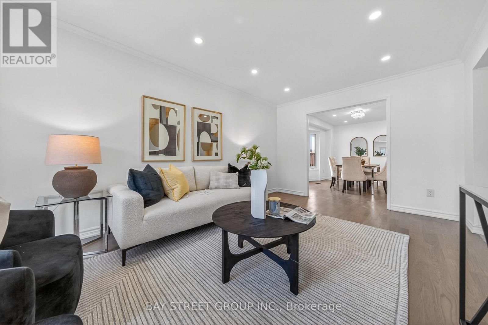 33 Winborne Drive, Vaughan, Ontario  L4J 2R8 - Photo 6 - N13039024