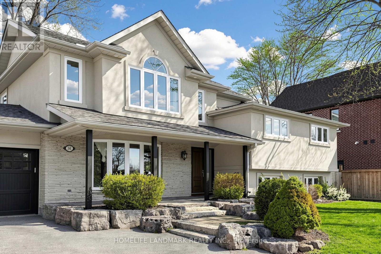 16 Worsley Court, Markham, Ontario  L3R 1V4 - Photo 3 - N13039038