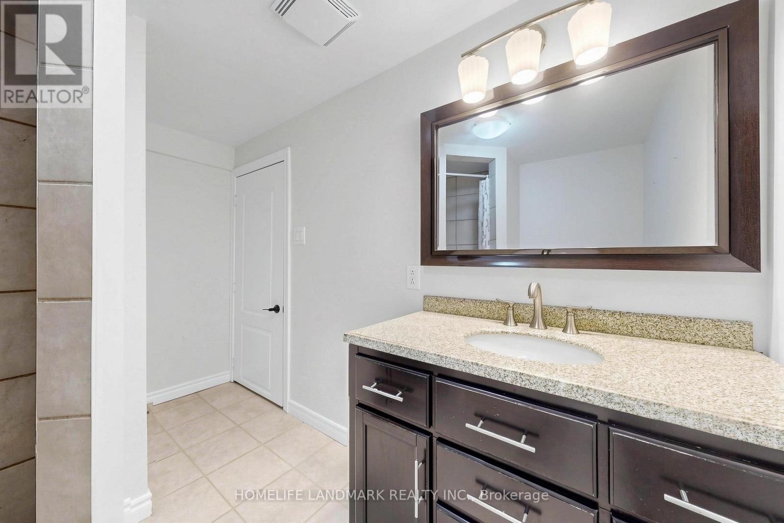 16 Worsley Court, Markham, Ontario  L3R 1V4 - Photo 36 - N13039038