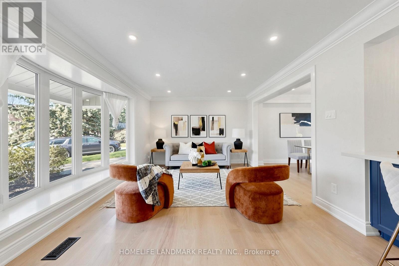 16 Worsley Court, Markham, Ontario  L3R 1V4 - Photo 5 - N13039038