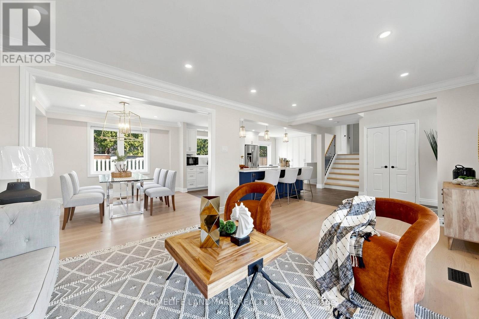 16 Worsley Court, Markham, Ontario  L3R 1V4 - Photo 7 - N13039038