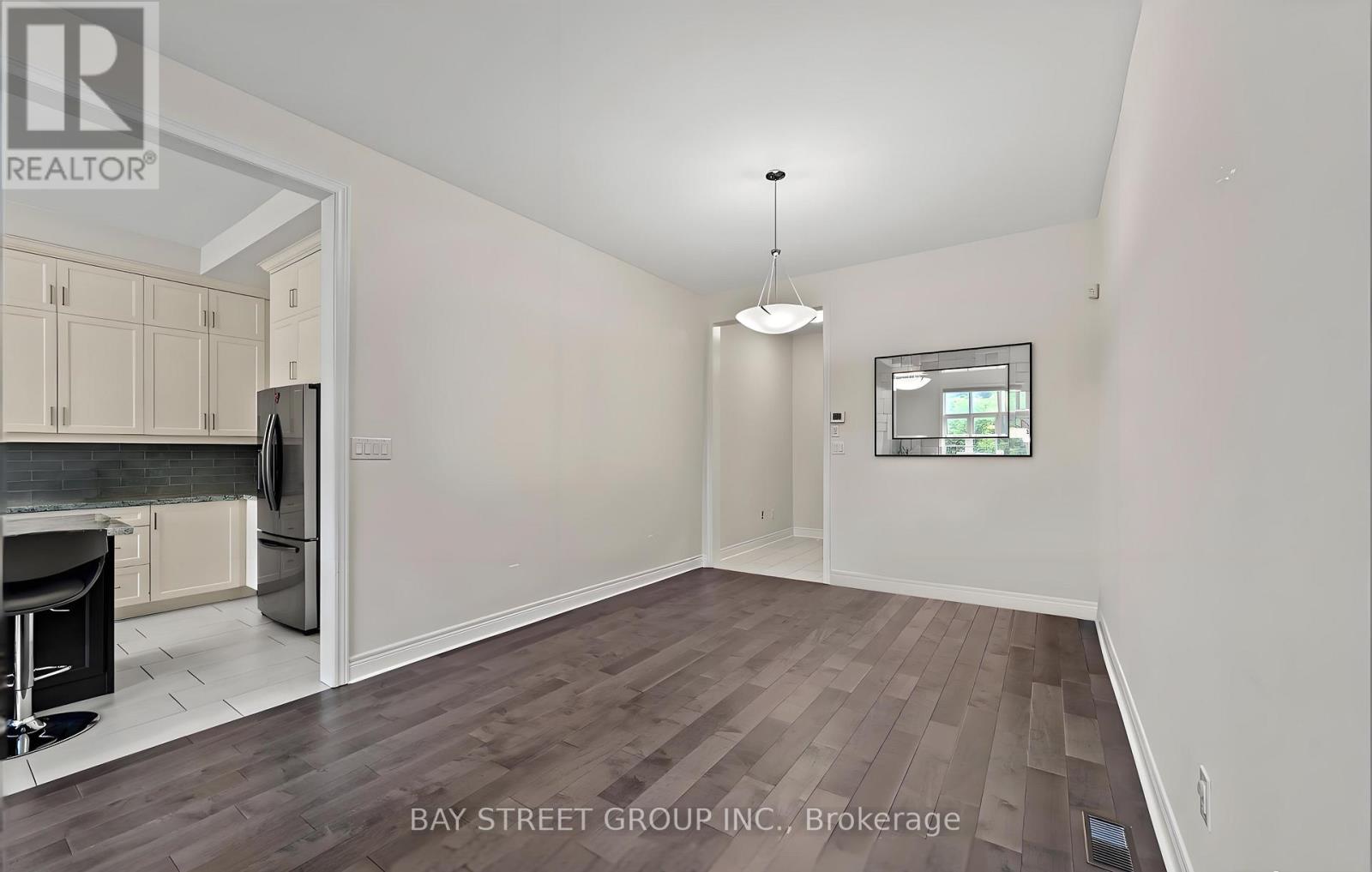 604 Marc Santi Boulevard, Vaughan, Ontario  L6A 4Z8 - Photo 3 - N13039112