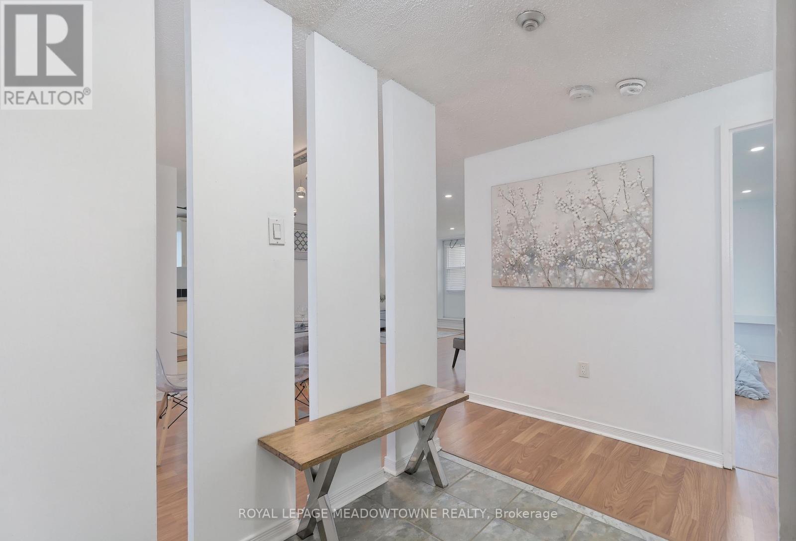 1013 - 6720 Glen Erin Drive, Mississauga, Ontario  L5N 3K8 - Photo 3 - W13038996