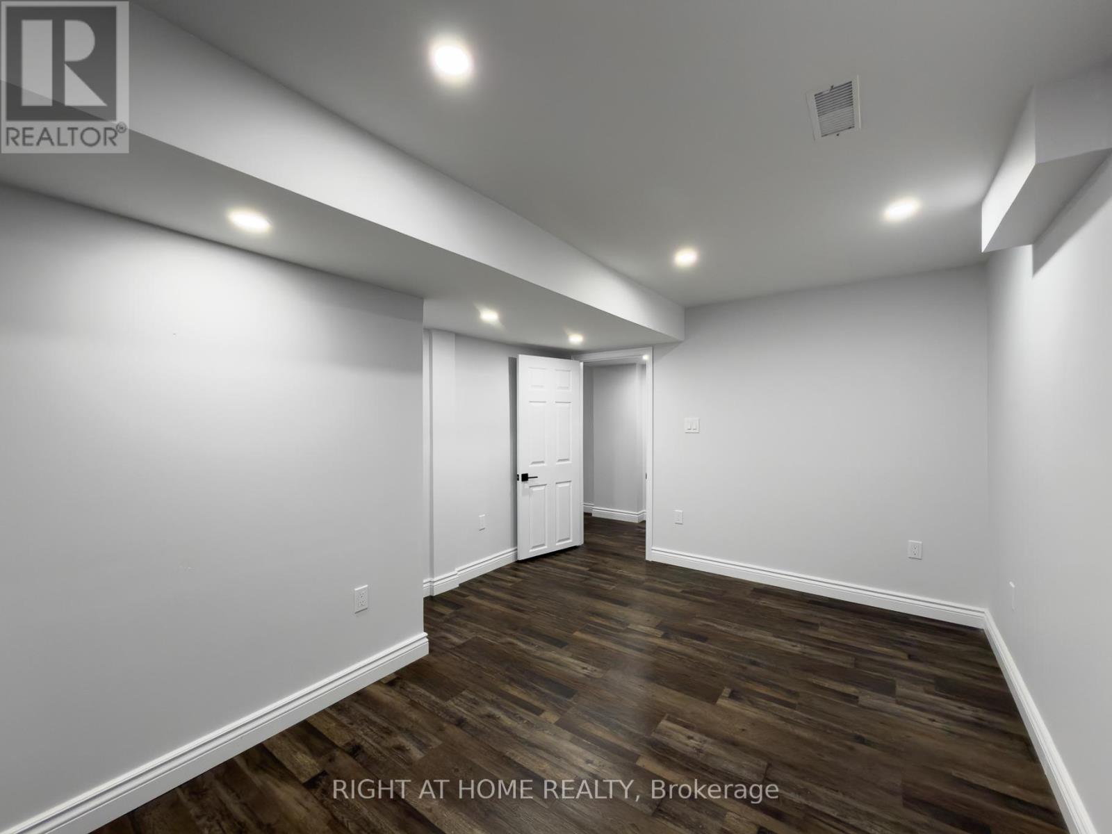 4200 Rawlins Common, Burlington, Ontario  L7M 0B5 - Photo 34 - W13039002