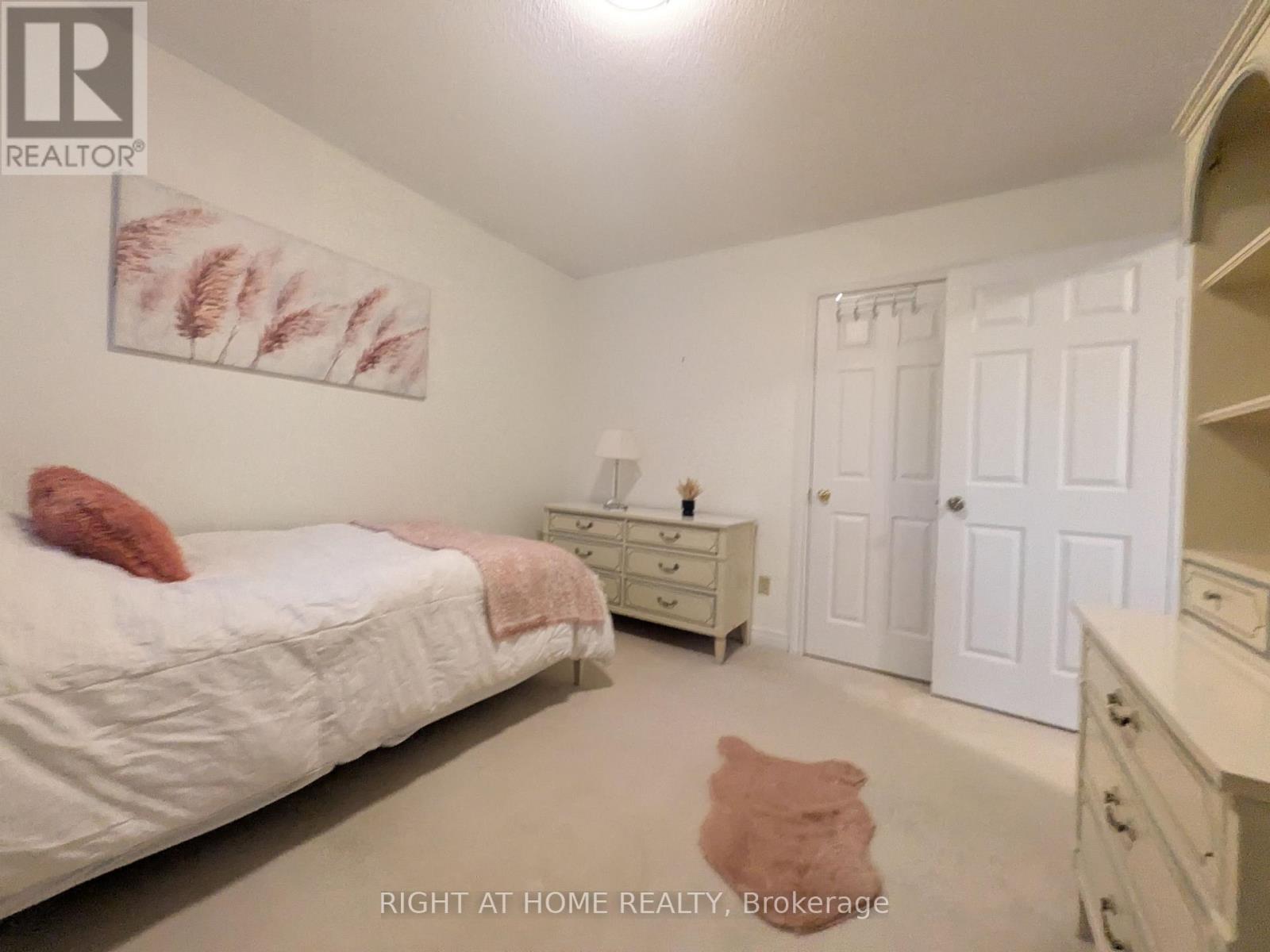 2096 Blacksmith Lane, Oakville, Ontario  L6M 3A3 - Photo 12 - W13039020