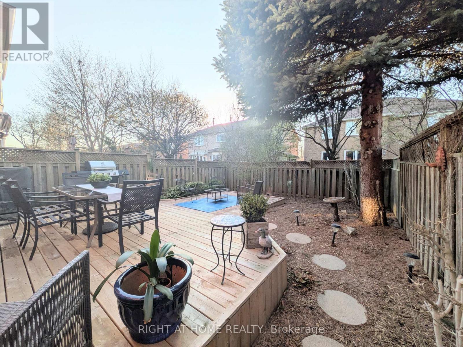 2096 Blacksmith Lane, Oakville, Ontario  L6M 3A3 - Photo 14 - W13039020