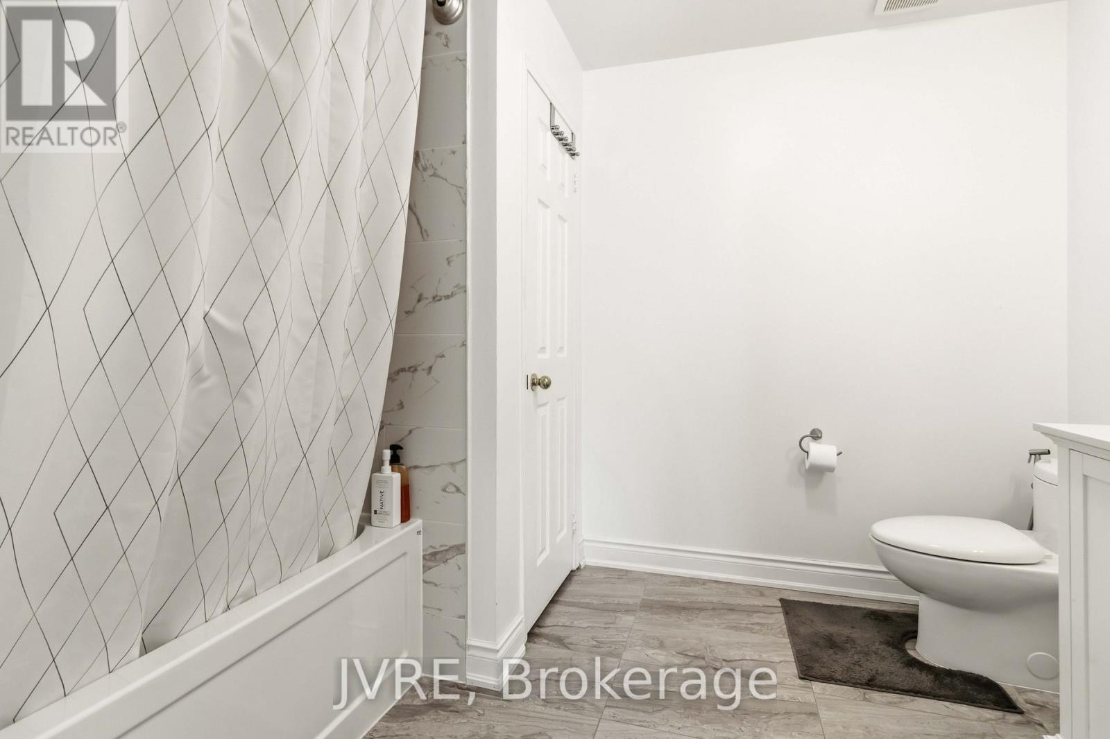 2918 Westbury Court, Mississauga, Ontario  L5M 6B2 - Photo 16 - W13039034