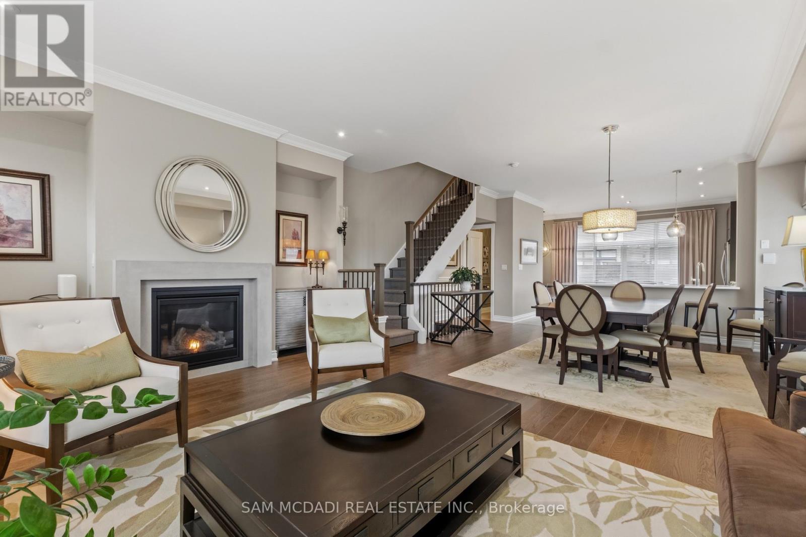 2029 Queensborough Gate, Mississauga, Ontario  L5M 0Y1 - Photo 13 - W13039116