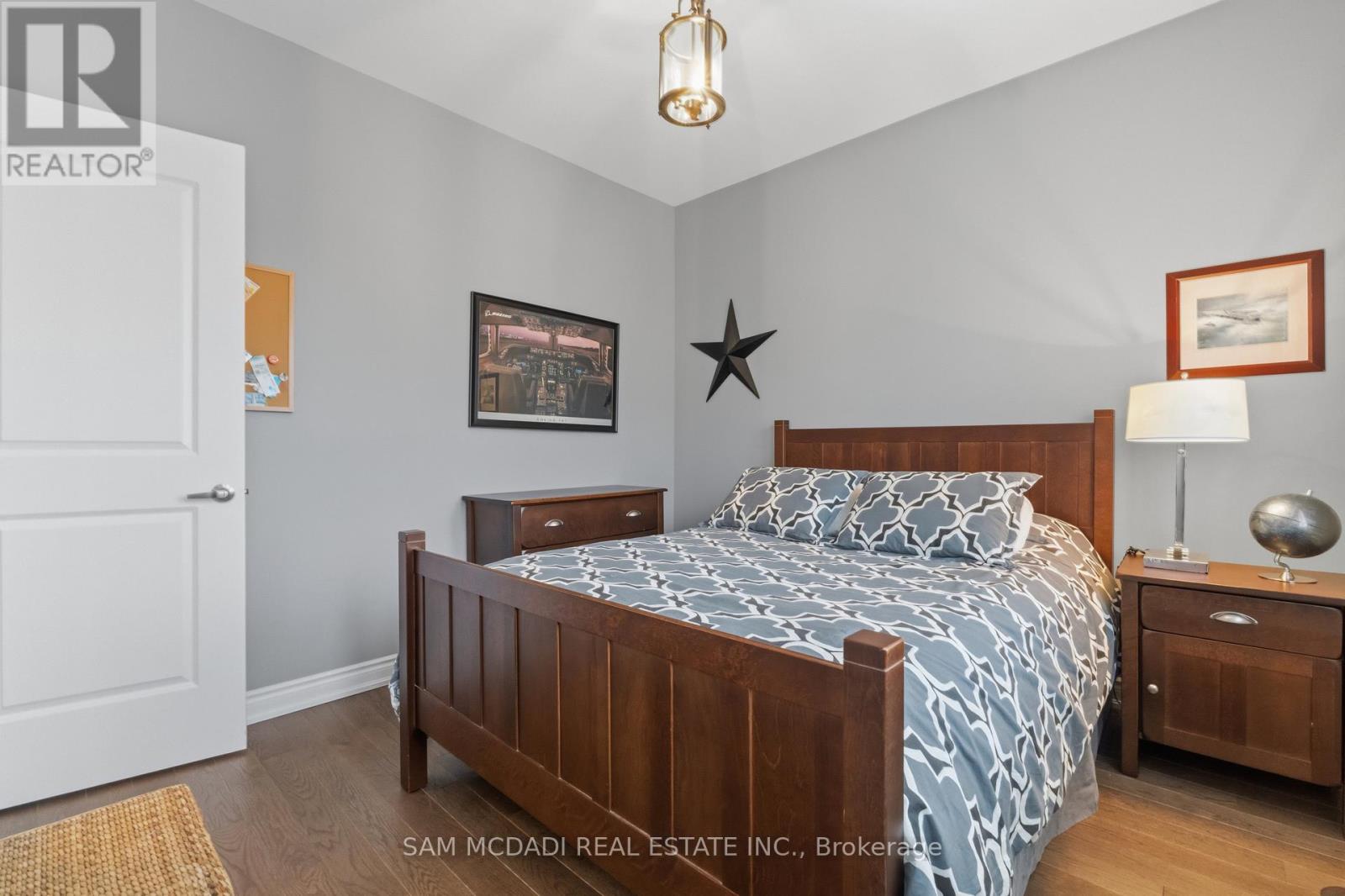 2029 Queensborough Gate, Mississauga, Ontario  L5M 0Y1 - Photo 31 - W13039116