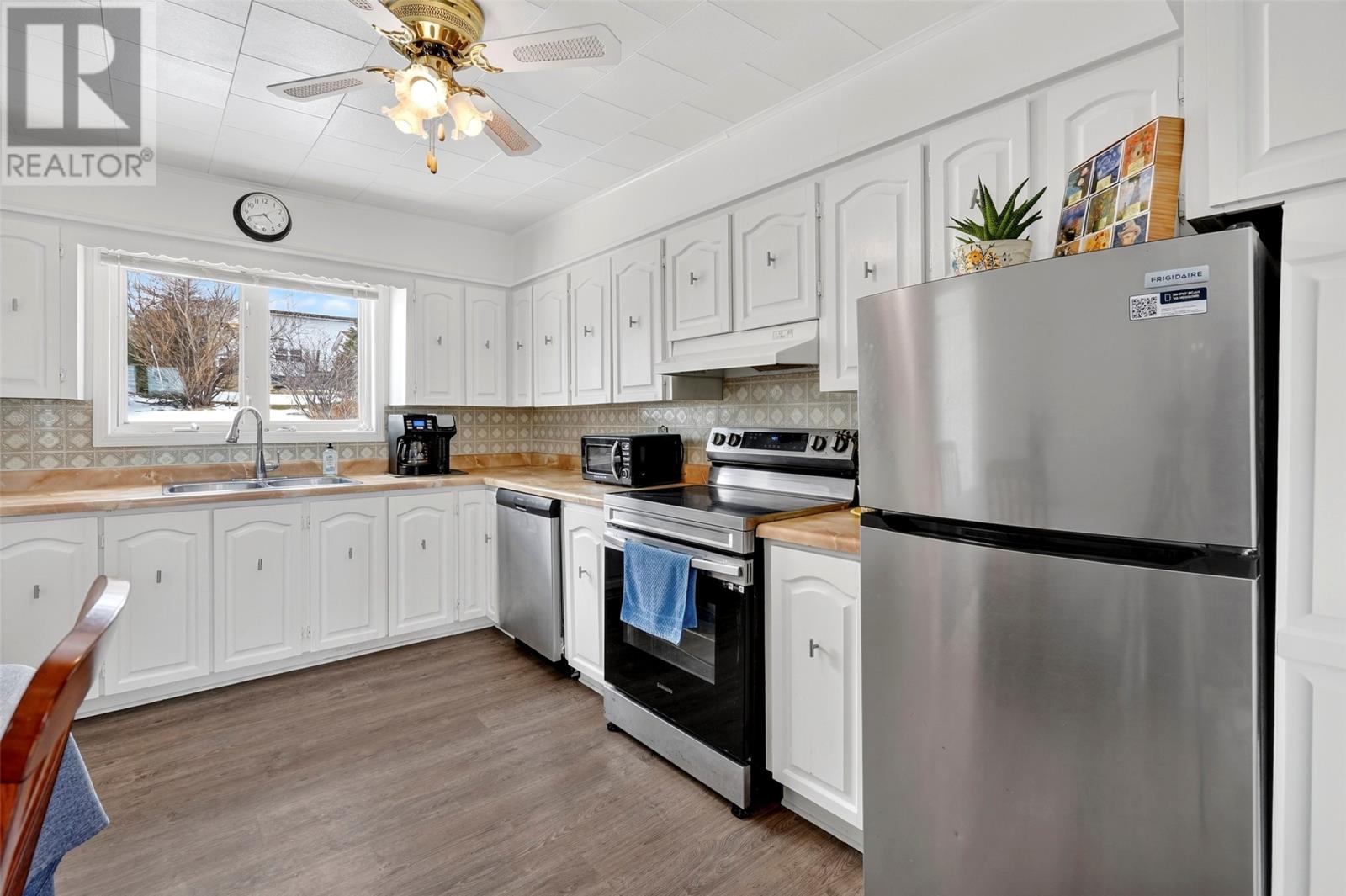 48 Harbour Buffett Road, Arnold's Cove, Newfoundland & Labrador  A0B 1A0 - Photo 6 - 1295703