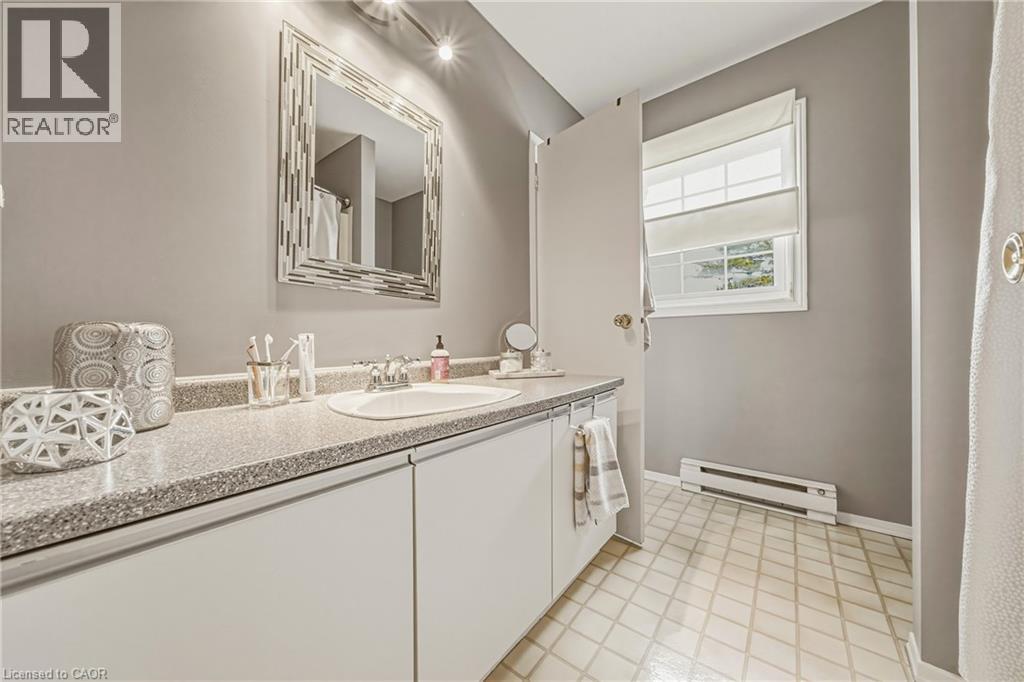 26 Poplar Drive Unit# 25, Cambridge, Ontario  N3C 4A3 - Photo 18 - 40823687