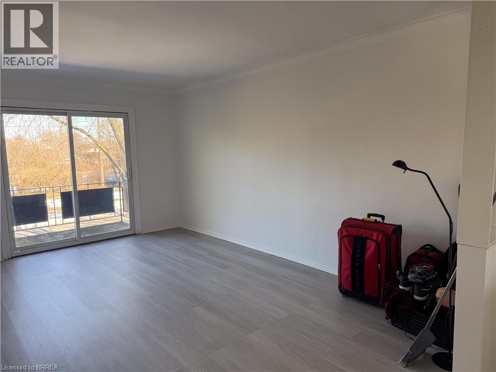 36 Graham Avenue Unit# 3, Brantford, Ontario  N3T 1C4 - Photo 6 - 40822510
