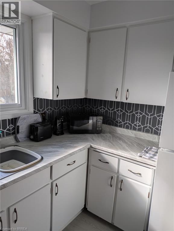 36 Graham Avenue Unit# 3, Brantford, Ontario  N3T 1C4 - Photo 4 - 40822510