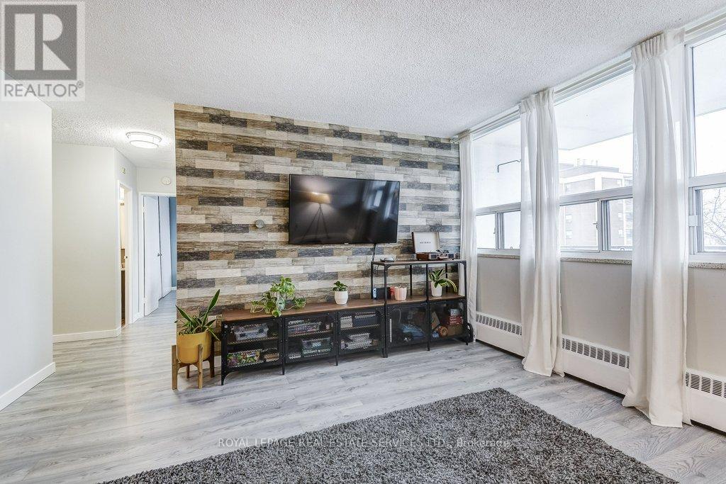 601 - 212 Kerr Street, Oakville, Ontario  L6K 3B1 - Photo 14 - W12862976