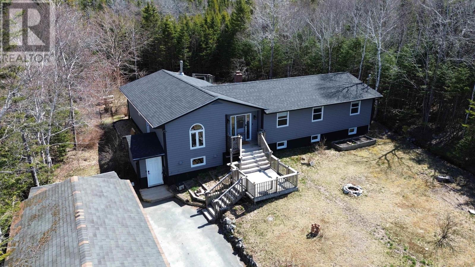 14 Shady Vista Drive, Hatchet Lake, Nova Scotia  B3T 1V3 - Photo 2 - 202608426