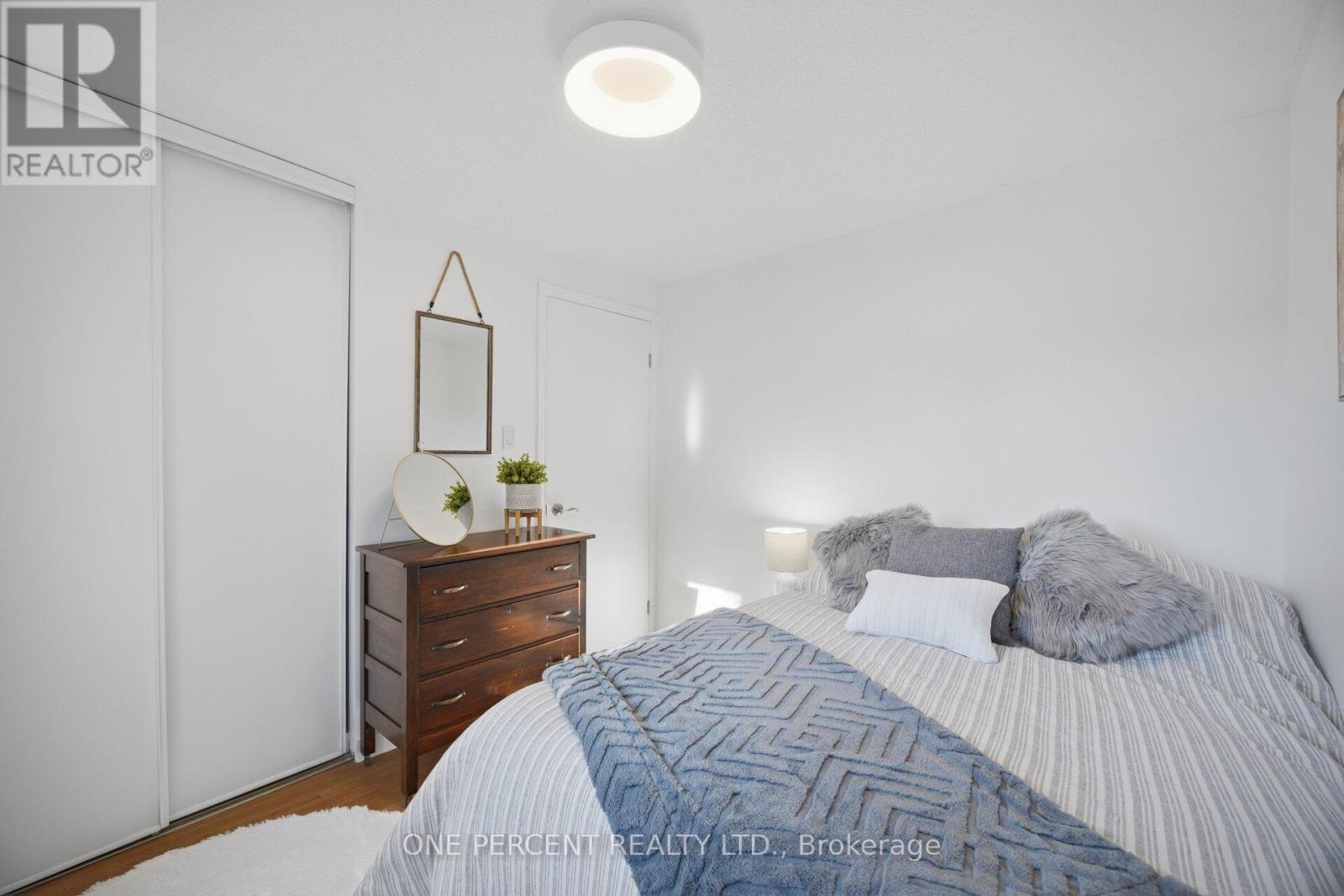 10 Ristau Crescent, Kitchener, Ontario  N2E 3A8 - Photo 21 - X13038994