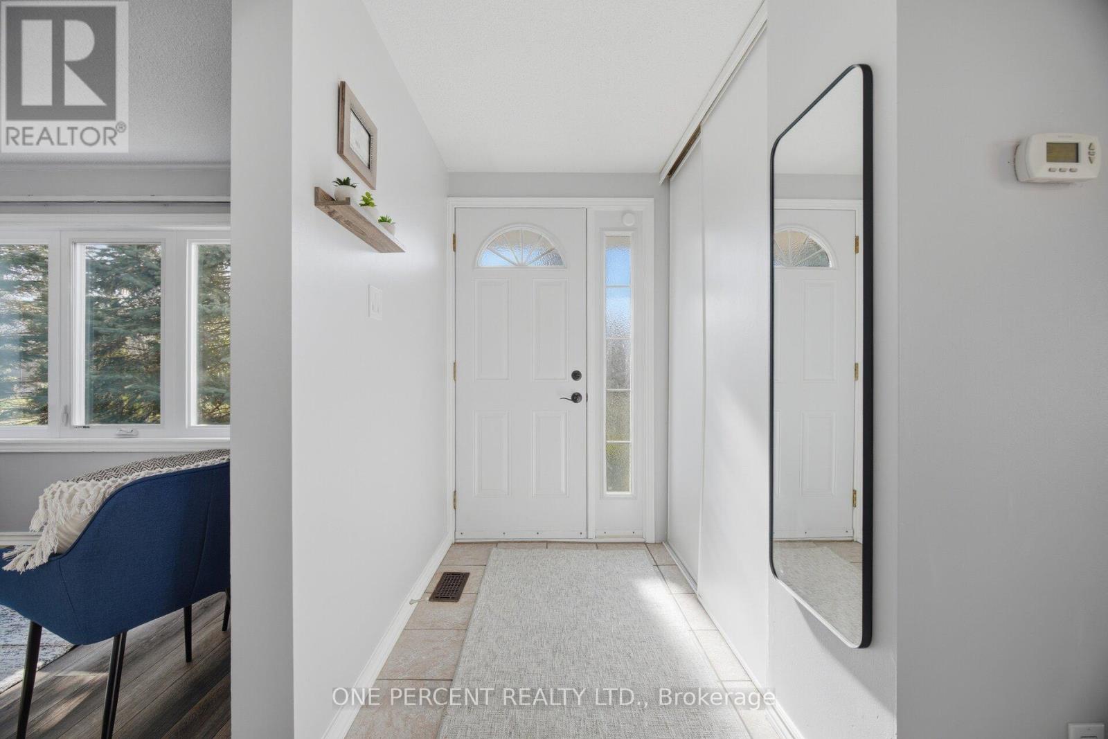 10 Ristau Crescent, Kitchener, Ontario  N2E 3A8 - Photo 4 - X13038994