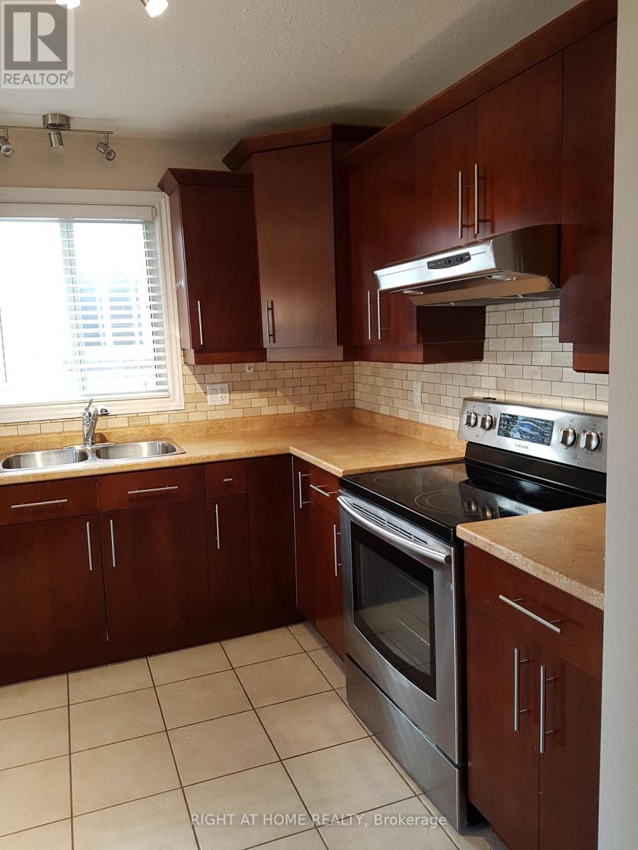 2206 Coronation Drive, London North, Ontario  N6G 0B9 - Photo 3 - X13039126