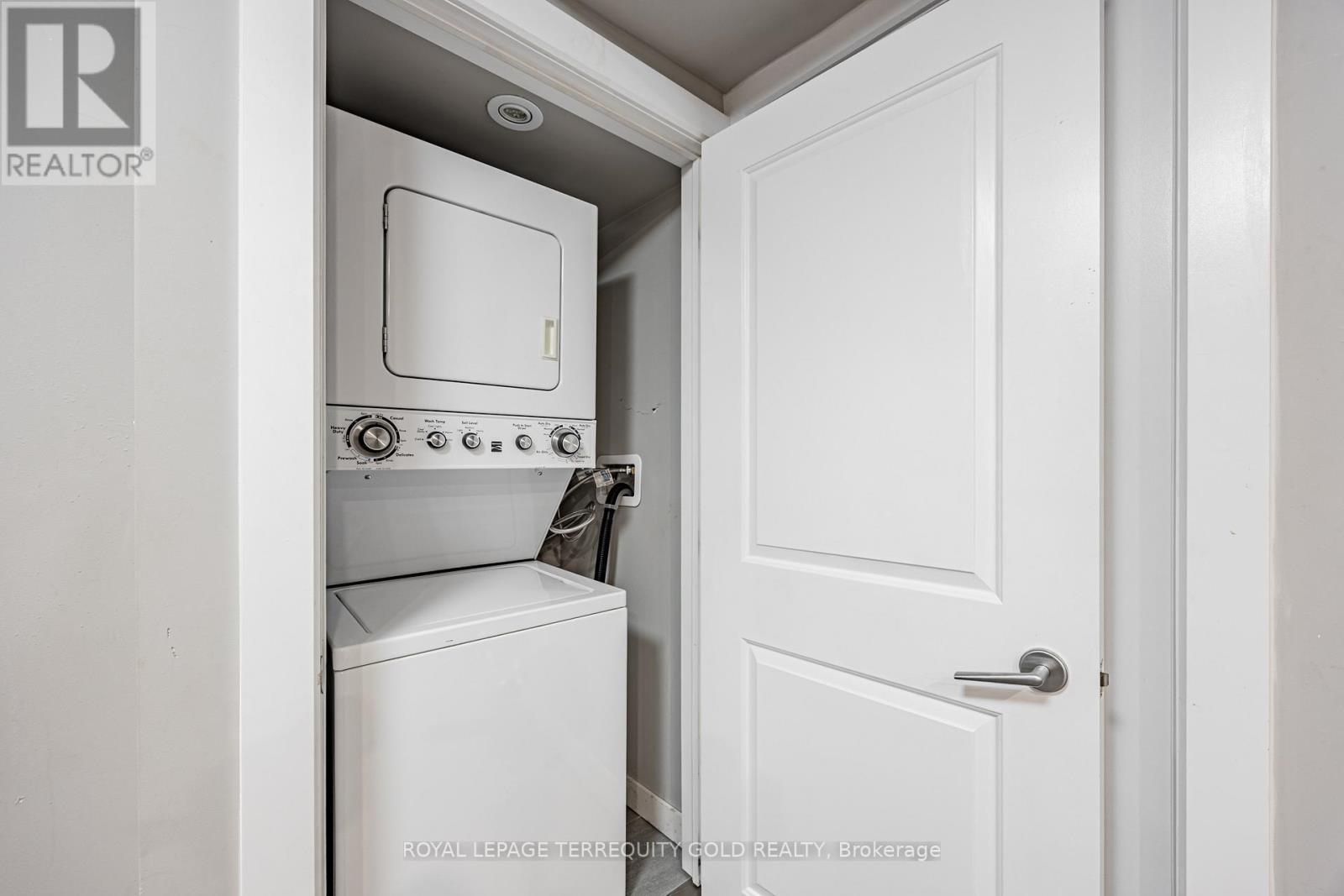 66 Rideout Street, Ajax, Ontario  L1S 1P8 - Photo 27 - E13038616