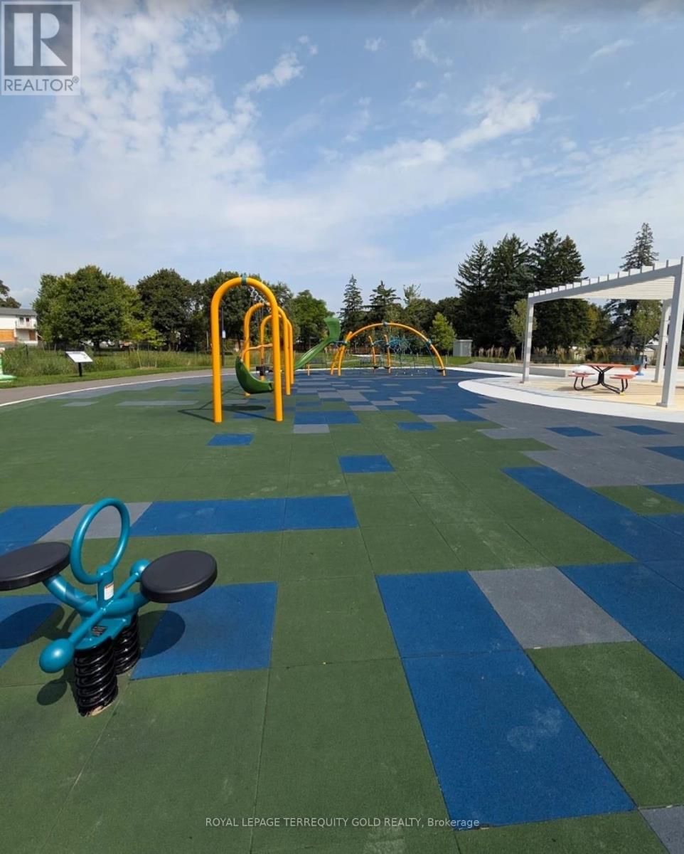 66 Rideout Street, Ajax, Ontario  L1S 1P8 - Photo 35 - E13038616