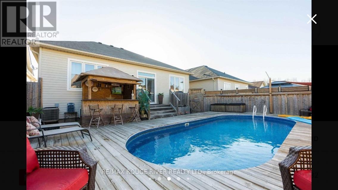 657 Prince Of Wales Drive, Cobourg, Ontario  K9A 0C9 - Photo 3 - X12702266