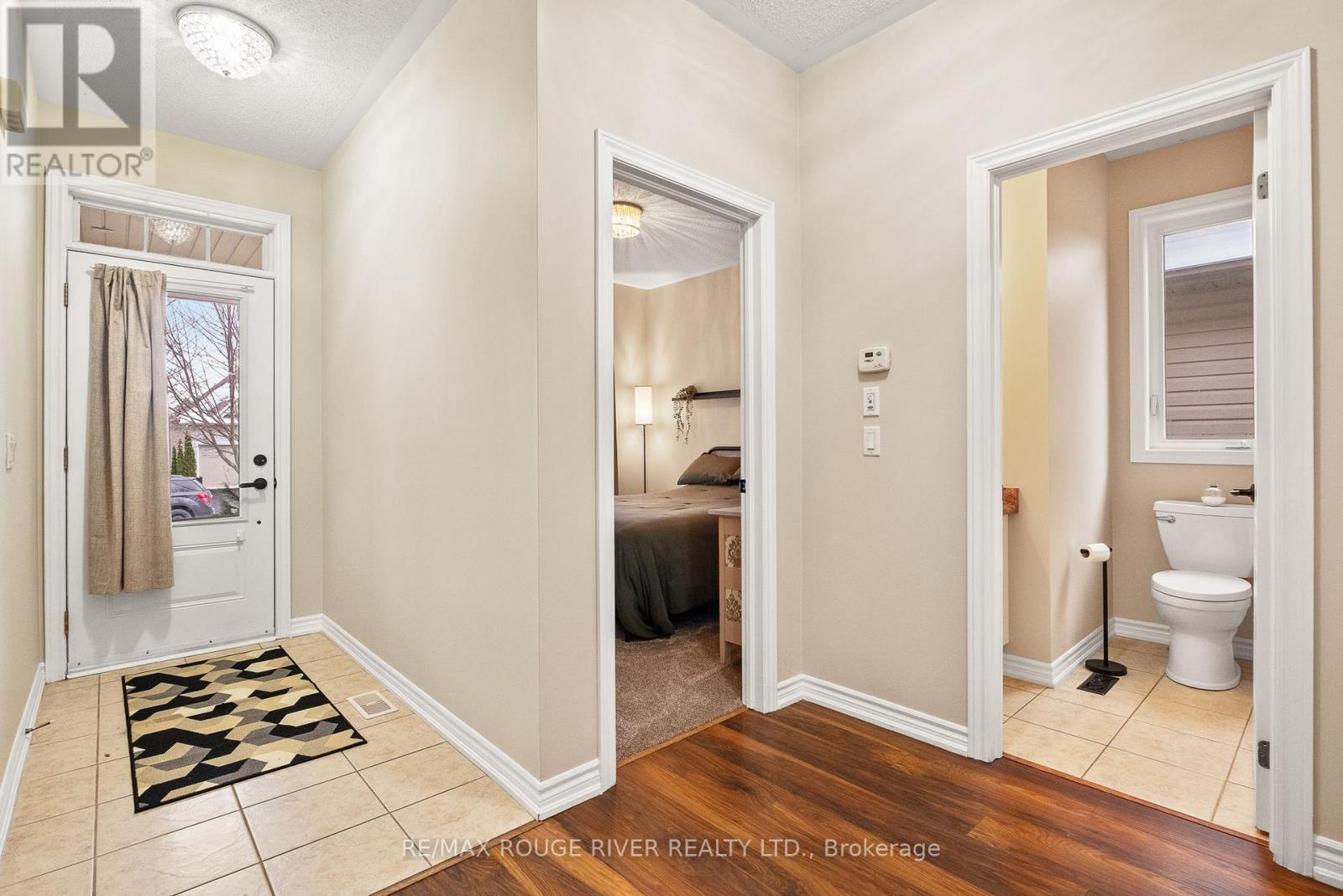 657 Prince Of Wales Drive, Cobourg, Ontario  K9A 0C9 - Photo 5 - X12702266