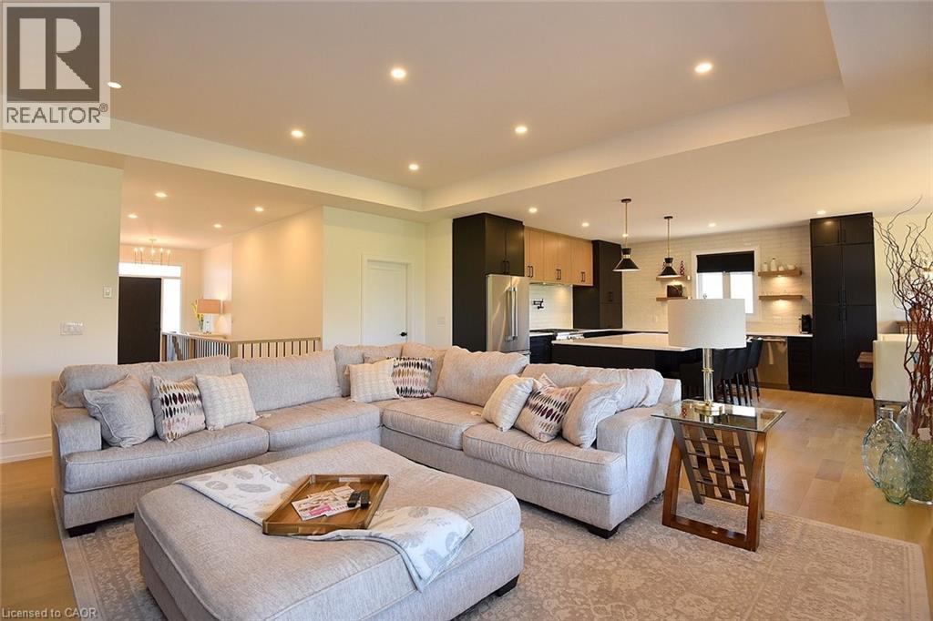 3642 Vosburgh Place, Campden, Ontario  L0R 1G0 - Photo 4 - 40805274