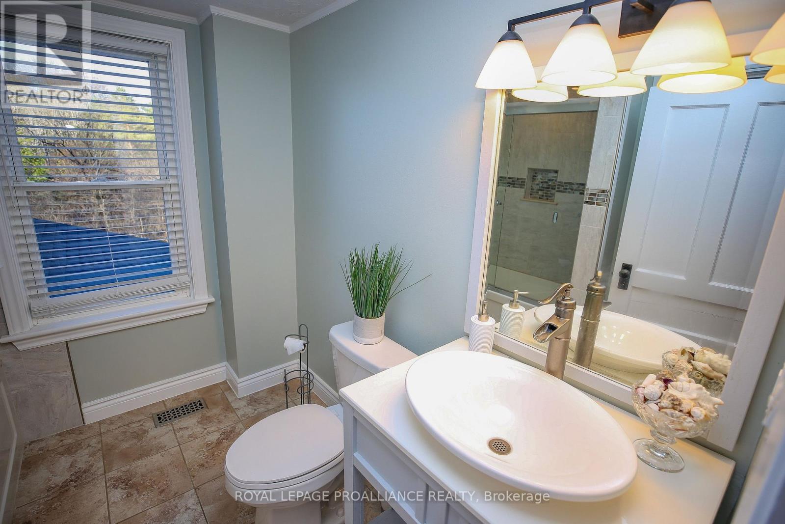 1379 County Road 2 Road W, Elizabethtown-Kitley, Ontario  K6V 7C5 - Photo 24 - X13039210