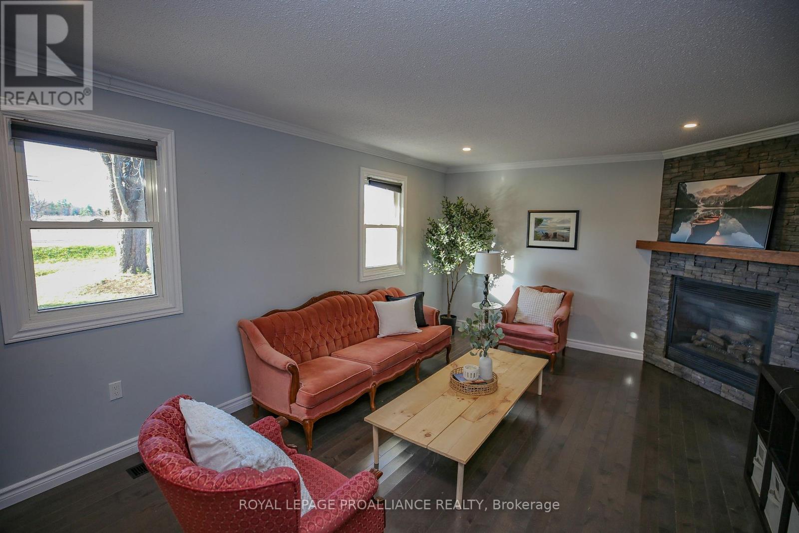 1379 County Road 2 Road W, Elizabethtown-Kitley, Ontario  K6V 7C5 - Photo 5 - X13039210