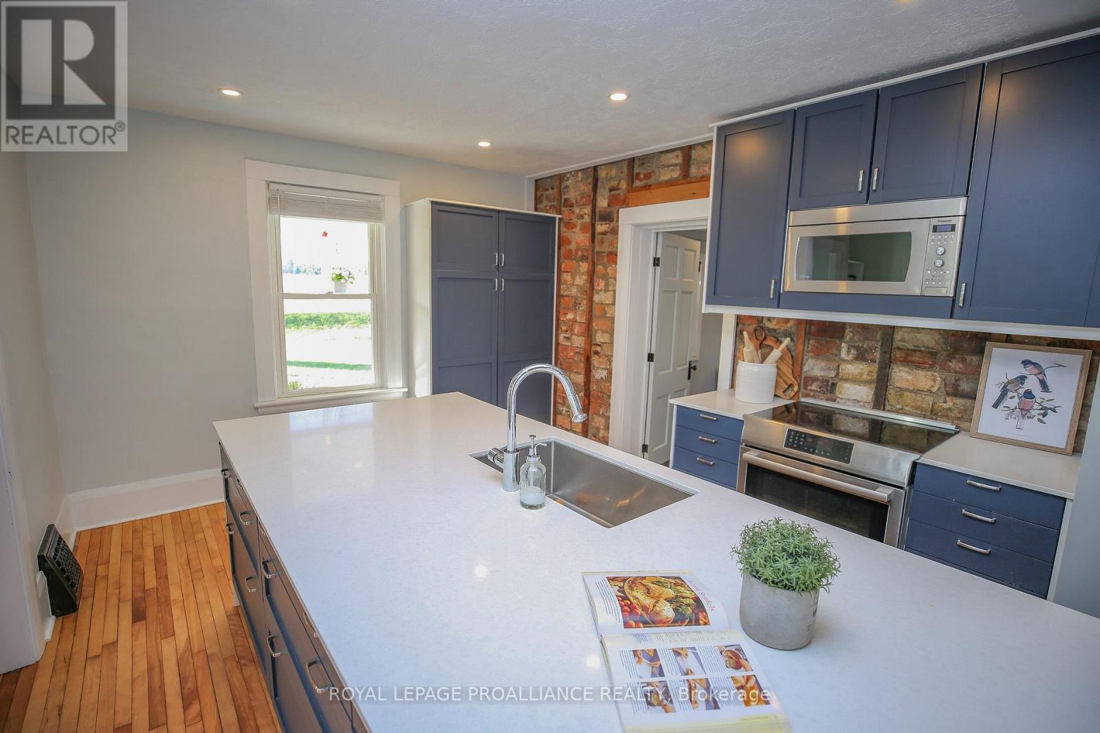 1379 County Road 2 Road W, Elizabethtown-Kitley, Ontario  K6V 7C5 - Photo 7 - X13039210