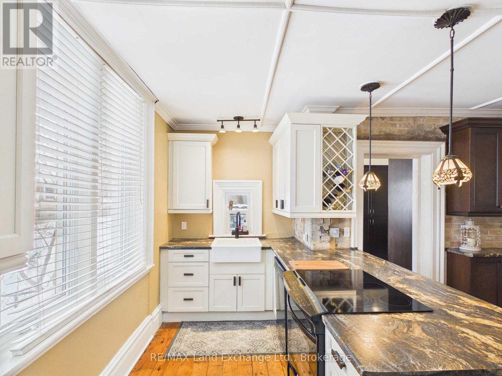 20 Queen Street, Huron-Kinloss, Ontario  N0G 2R0 - Photo 9 - X13039106