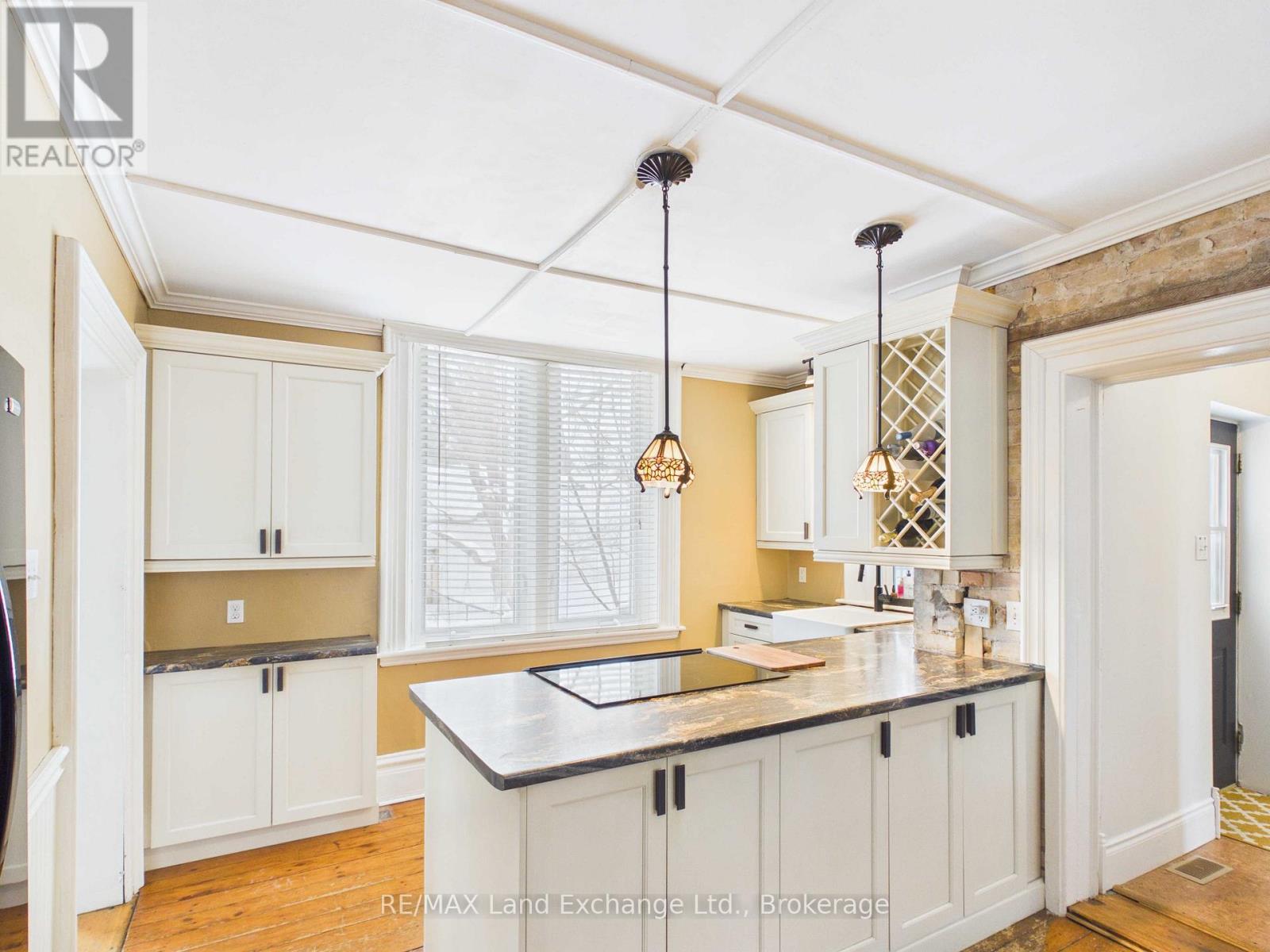 20 Queen Street, Huron-Kinloss, Ontario  N0G 2R0 - Photo 7 - X13039106