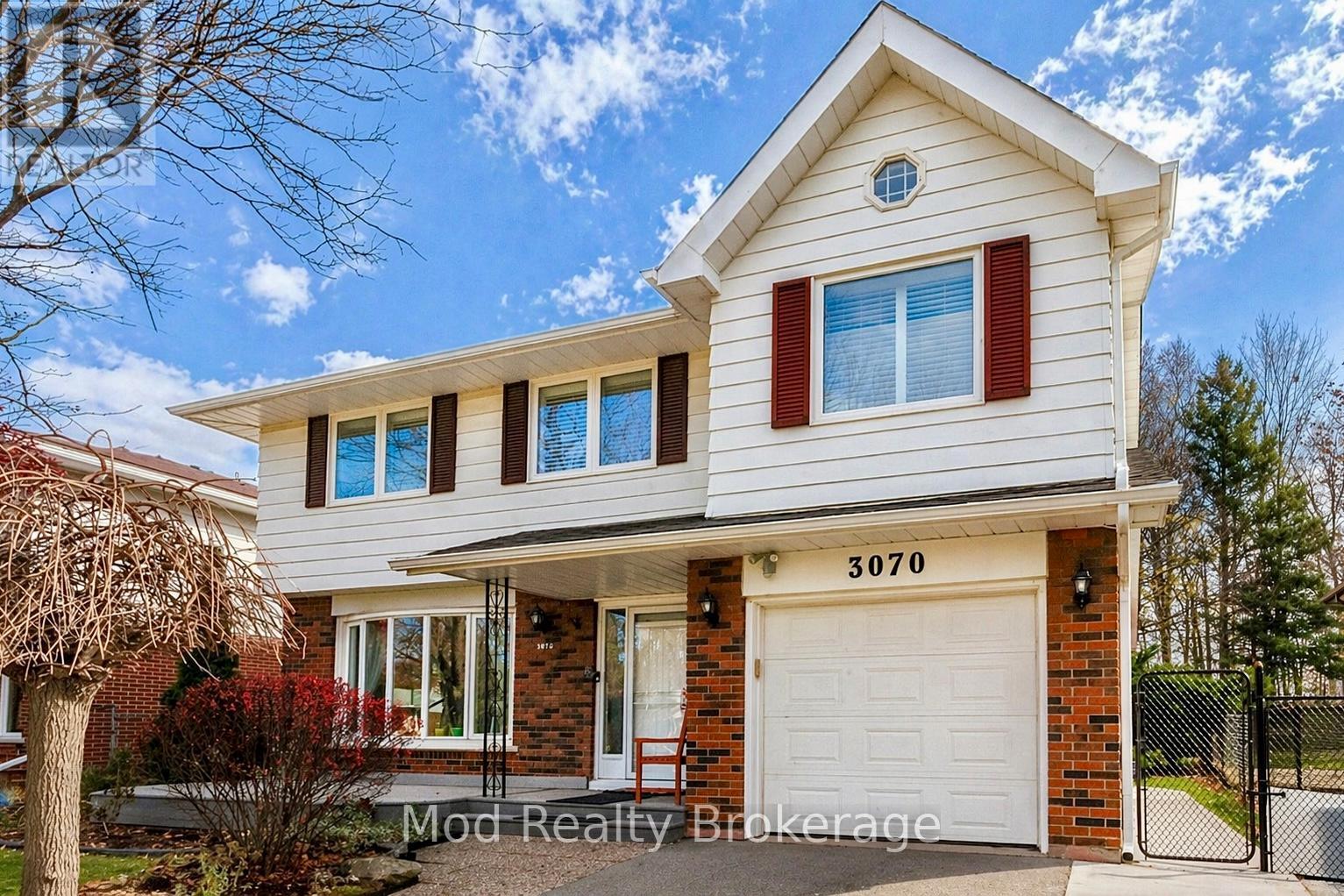 3070 Northview Crescent, Burlington, Ontario  L7M 1B1 - Photo 2 - W13039204