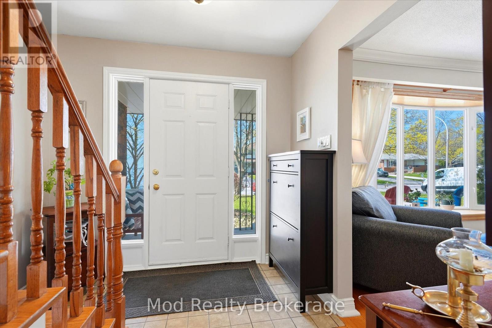3070 Northview Crescent, Burlington, Ontario  L7M 1B1 - Photo 3 - W13039204
