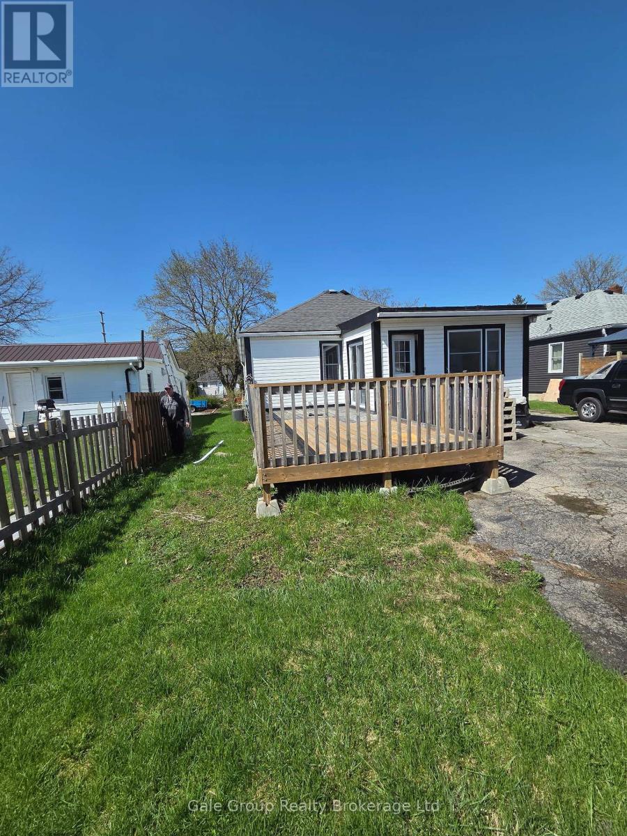 977 Norfolk Street N, Norfolk, Ontario N3Y 3R9 - Photo 14 - X13039208