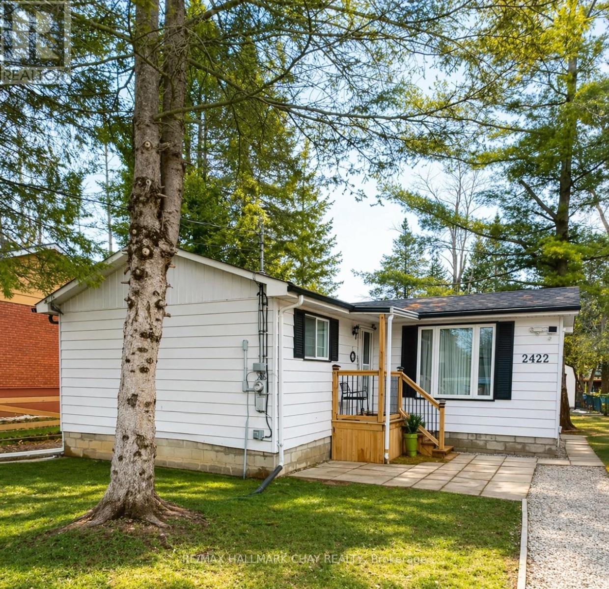 2422 25TH SIDE ROAD, Innisfil, Ontario