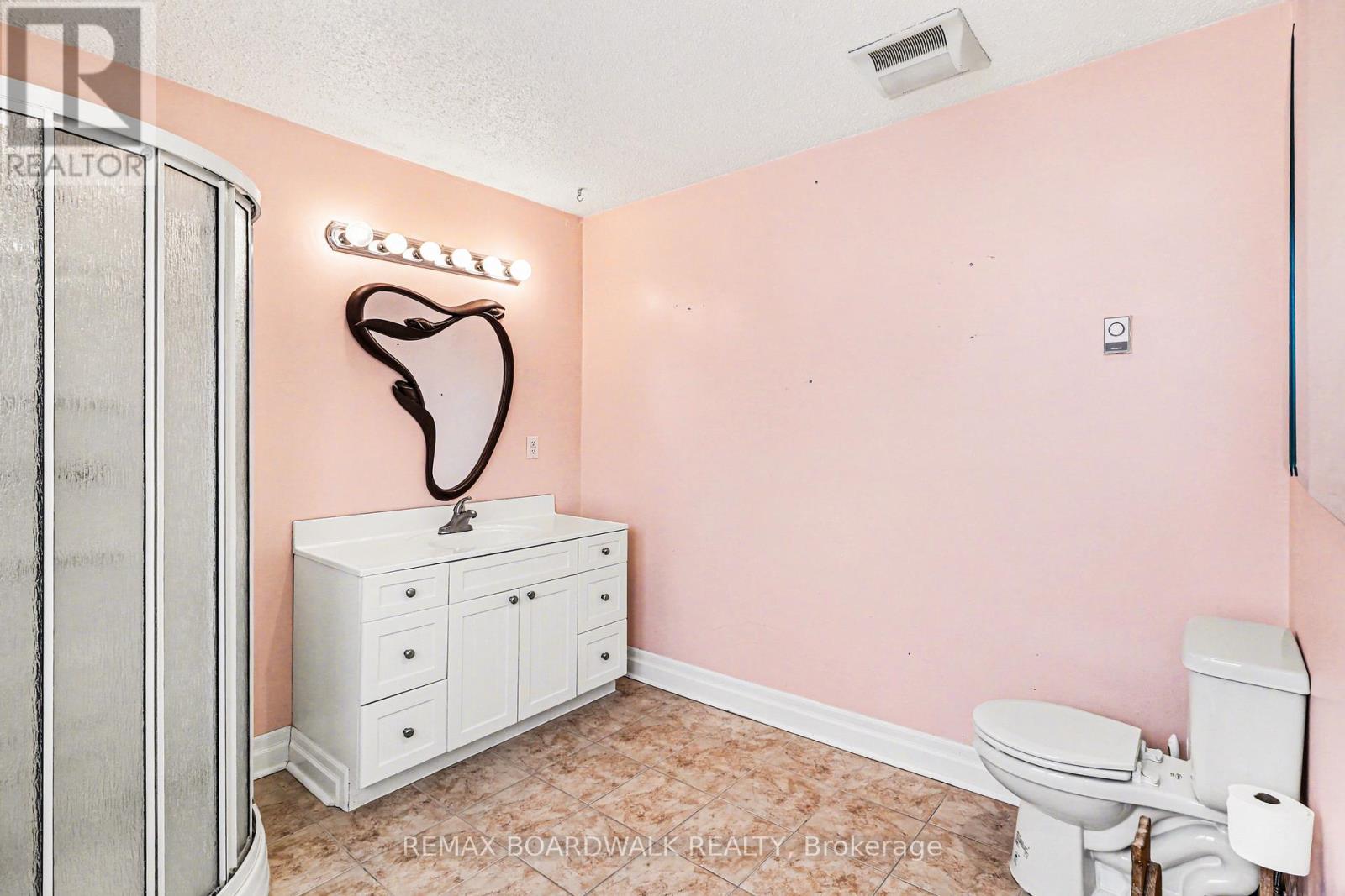 687 Duhamel Street, Casselman, Ontario  K0A 1M0 - Photo 15 - X12978950