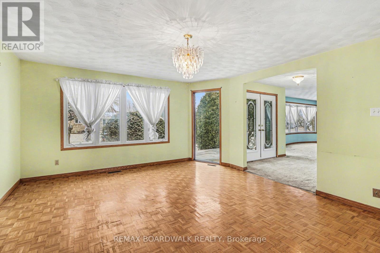 687 Duhamel Street, Casselman, Ontario  K0A 1M0 - Photo 7 - X12978950