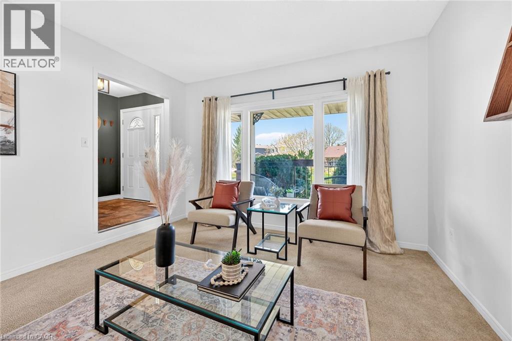 22 Vance Crescent, Waterdown, Ontario  L8B 0B8 - Photo 4 - 40822885