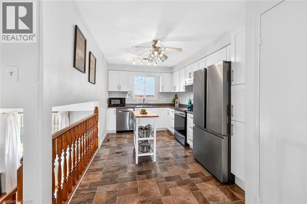 22 Vance Crescent, Waterdown, Ontario  L8B 0B8 - Photo 9 - 40822885