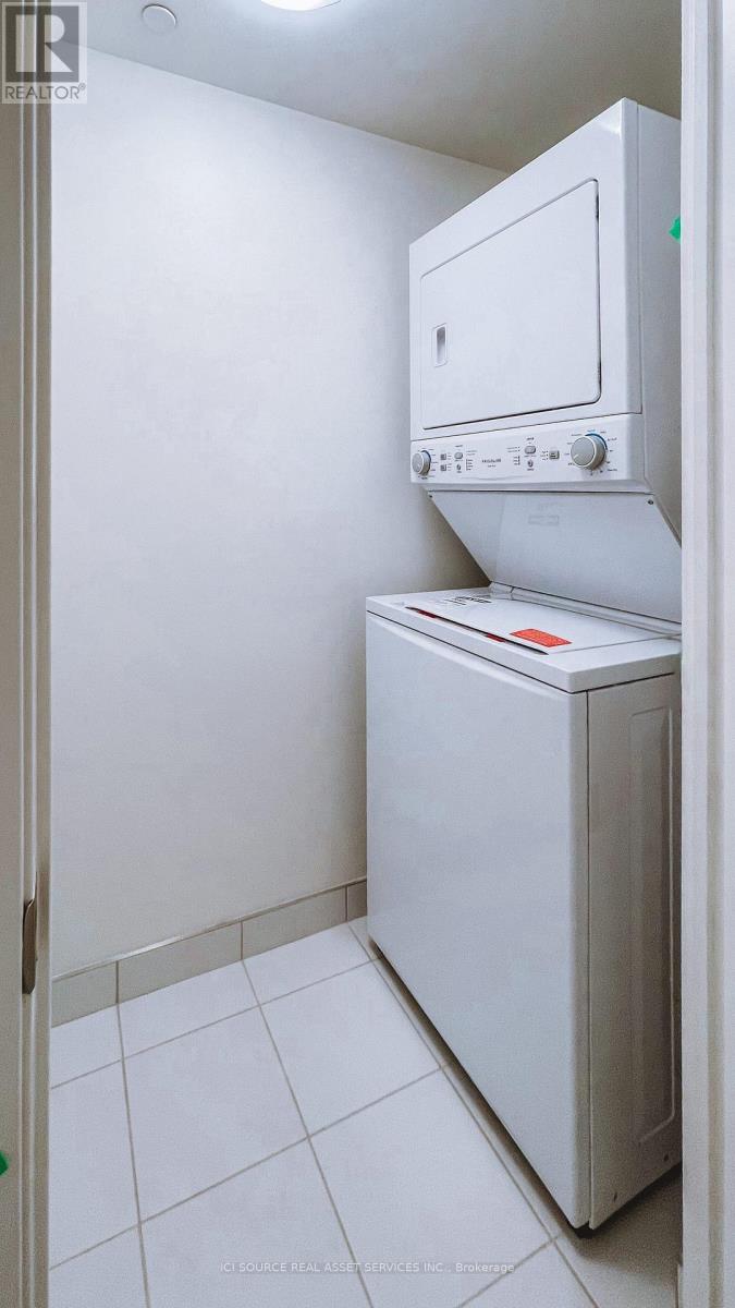 1819 - 158 Front Street E, Toronto, Ontario  M5A 0K9 - Photo 14 - C13039164