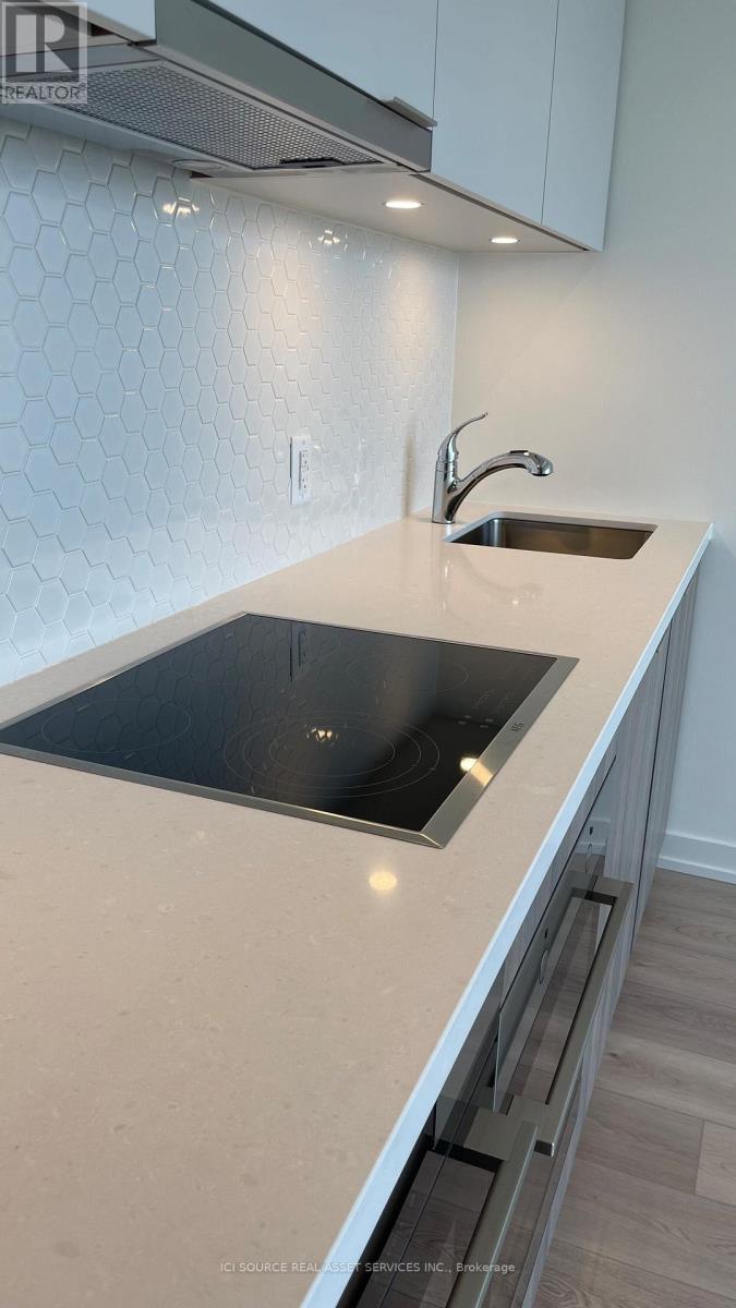 1819 - 158 Front Street E, Toronto, Ontario  M5A 0K9 - Photo 5 - C13039164