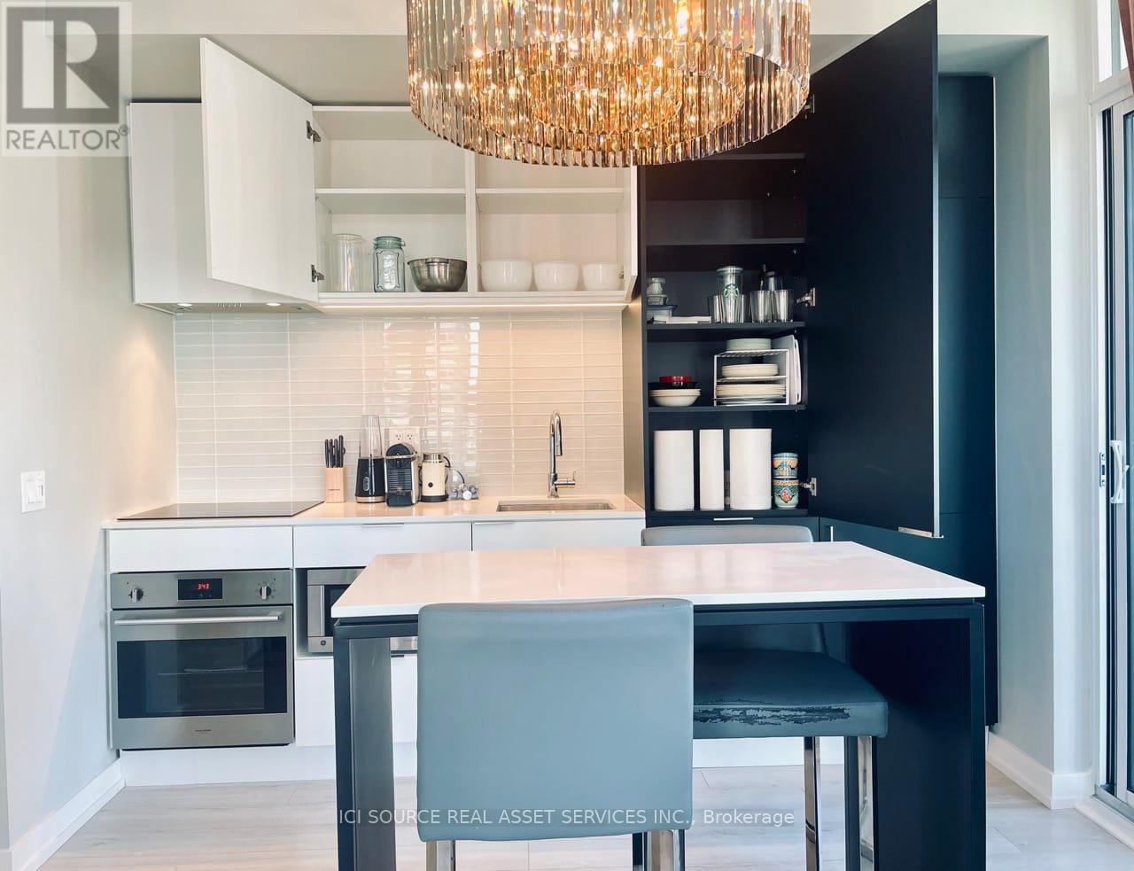 2206 - 33 Helendale Avenue, Toronto (Yonge-Eglinton), Ontario  M4R 0A4 - Photo 25 - C13039214