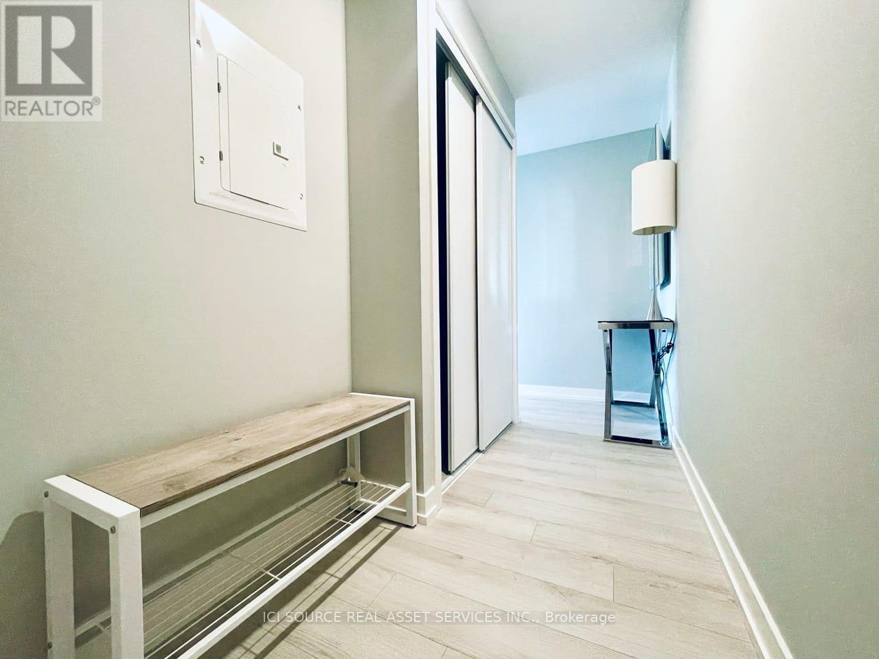 2206 - 33 Helendale Avenue, Toronto (Yonge-Eglinton), Ontario  M4R 0A4 - Photo 4 - C13039214