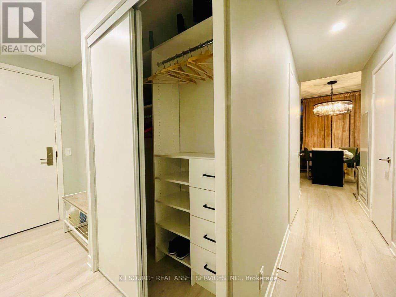 2206 - 33 Helendale Avenue, Toronto (Yonge-Eglinton), Ontario  M4R 0A4 - Photo 6 - C13039214