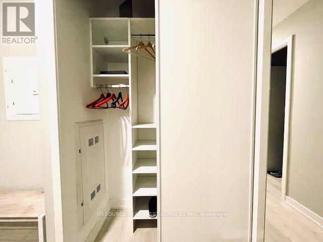 2206 - 33 Helendale Avenue, Toronto (Yonge-Eglinton), Ontario  M4R 0A4 - Photo 7 - C13039214